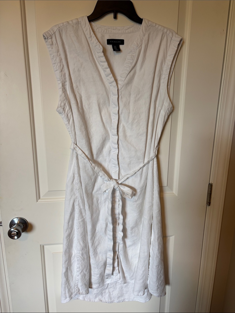 Tahari White Sleeveless V-Neck Tie-Waist Midi Dress